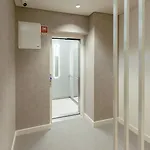 Trindade 19 - 3b Malvasia Apartamento Lisboa